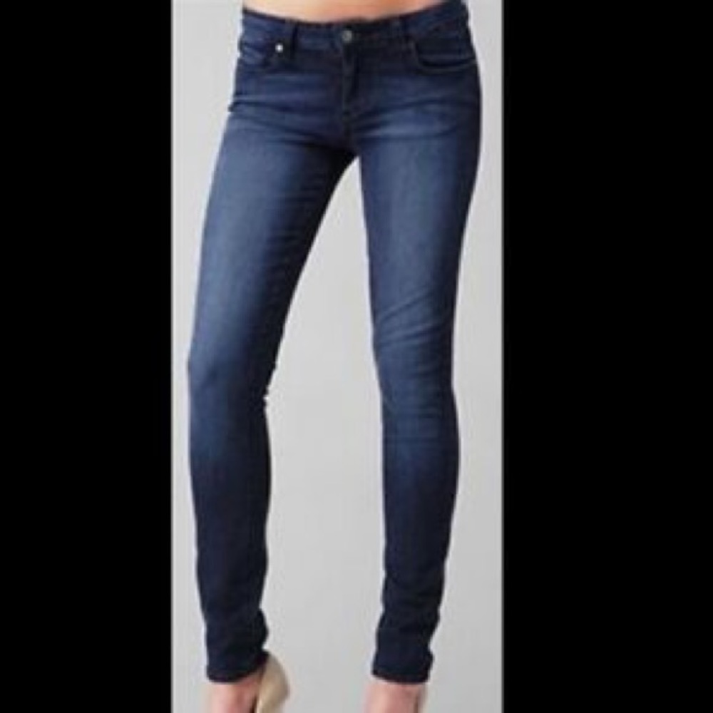 Paige Verdugo Jegging